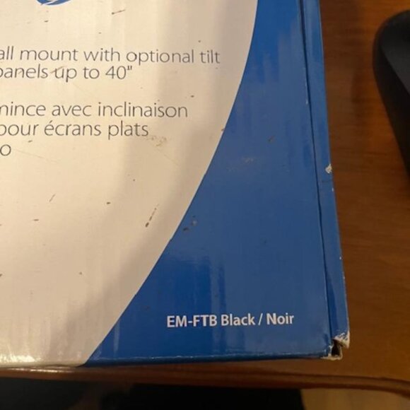 TV wall mount - Picture 1 of 4